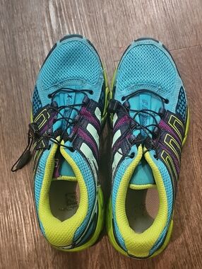 SALOMON sneakers